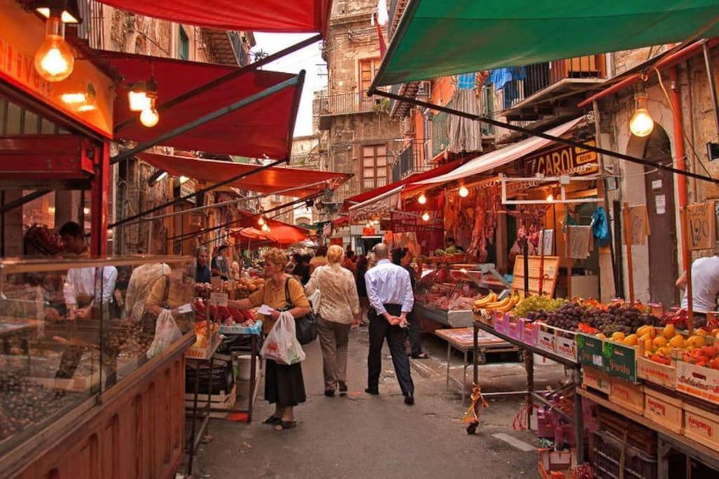 شقة Porta Vicari With View In Downtown باليرمو المظهر الخارجي الصورة